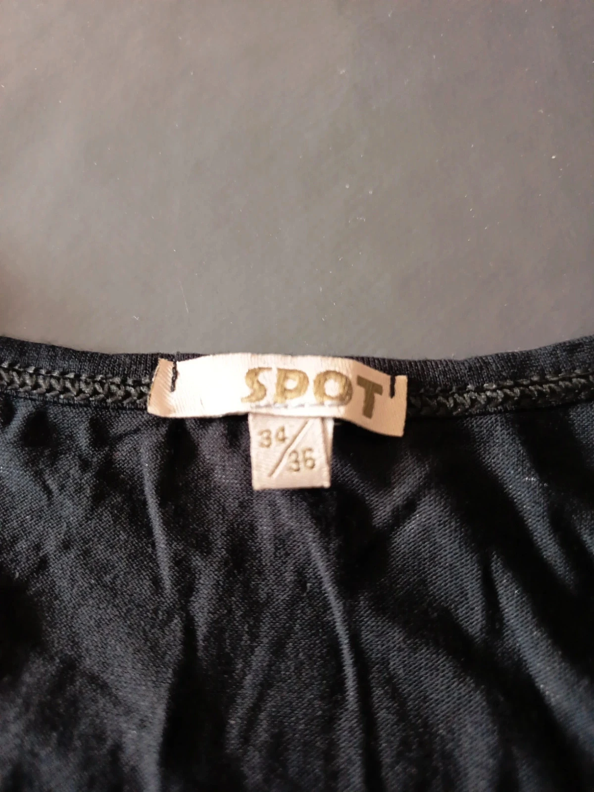 Lang T-shirt met pailletten – photo 3
